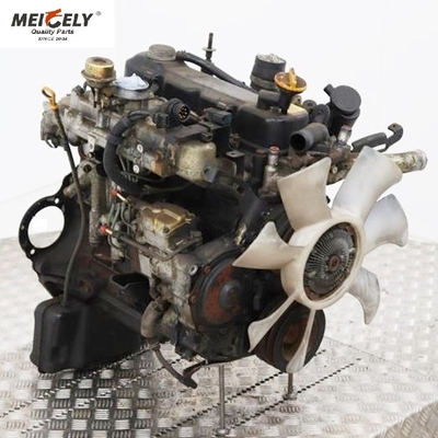 ชุดประกอบเครื่องยนต์ดีเซล 74kW สำหรับ Nissan TD27 รวมถึง Piston Ring Liner