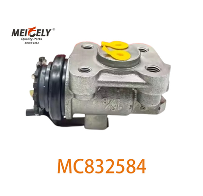MC832584 ของแท้ กระบอกล้อเบรก MC832588 เหมาะสําหรับ MITSUBISHI FUSO