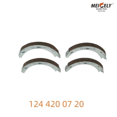 124 420 07 20 ชุดรองเท้าเบรคจอดรถ OEM สําหรับ Mercedes-Benz