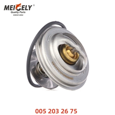 หนาวเครื่องยนต์ เทอร์โมสแตต OEM 0052032675 1032000819 สําหรับเมอร์เซดส์-เบนซ์