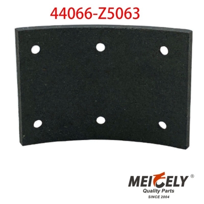 44066-Z5063 แผ่นเบรค 44066-Z5012 ส่วนเบรครถบรรทุกสําหรับ Nissan UD