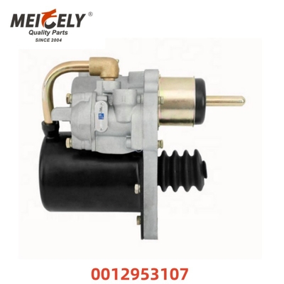อะไหล่รถบรรทุกคุณภาพสูง เครื่องขัดเซอร์โวบูสเตอร์ OEM 0012953107 0012956707 สําหรับเมอร์ซีดส์-เบนซ์